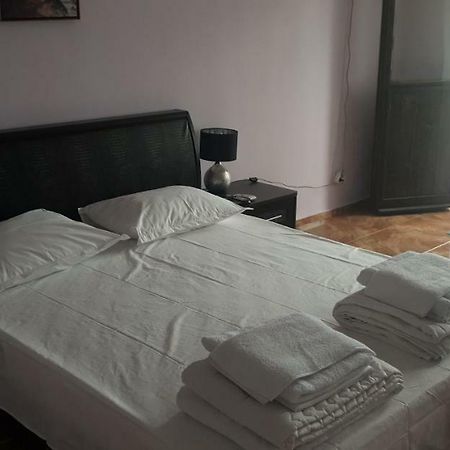 Свети Никола Hotel Sinemoretz Eksteriør billede